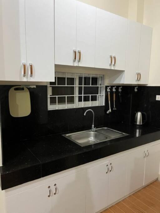 Estilo Apartment 2-Storey Clarin  外观 照片