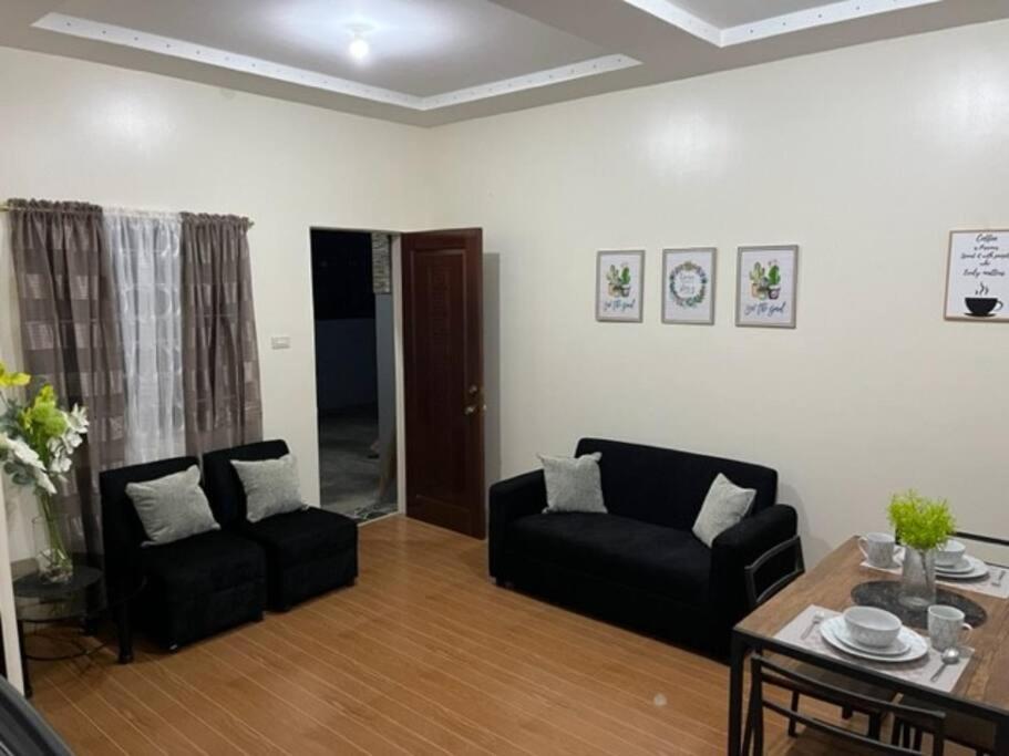 Estilo Apartment 2-Storey Clarin  外观 照片